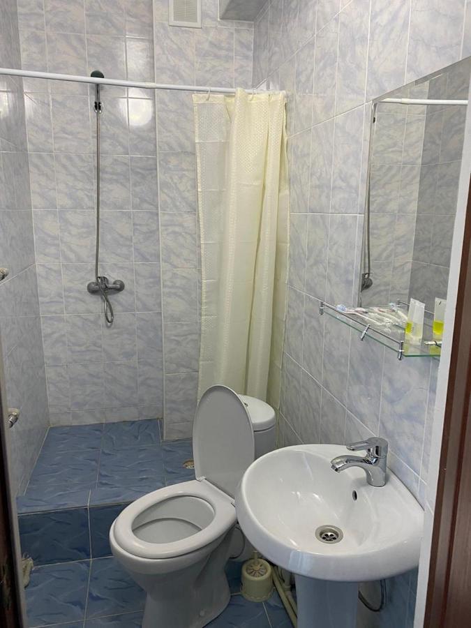 Пана Hotell Alma-Ata Exteriör bild