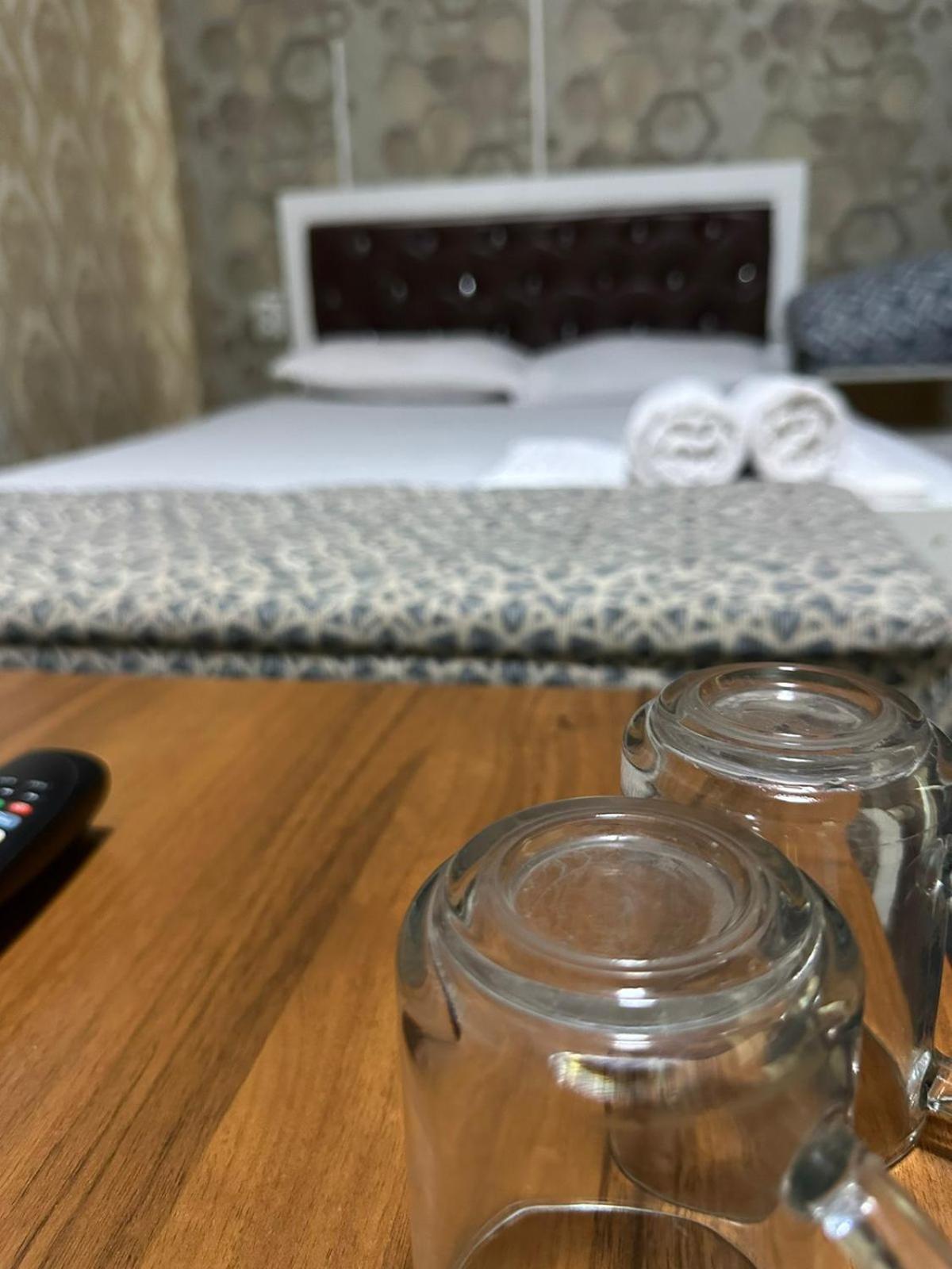 Пана Hotell Alma-Ata Exteriör bild