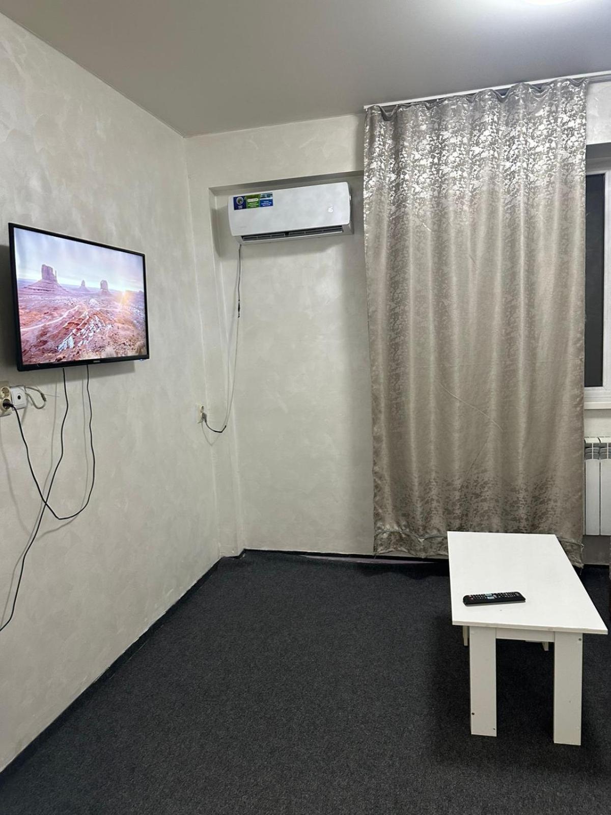 Пана Hotell Alma-Ata Exteriör bild