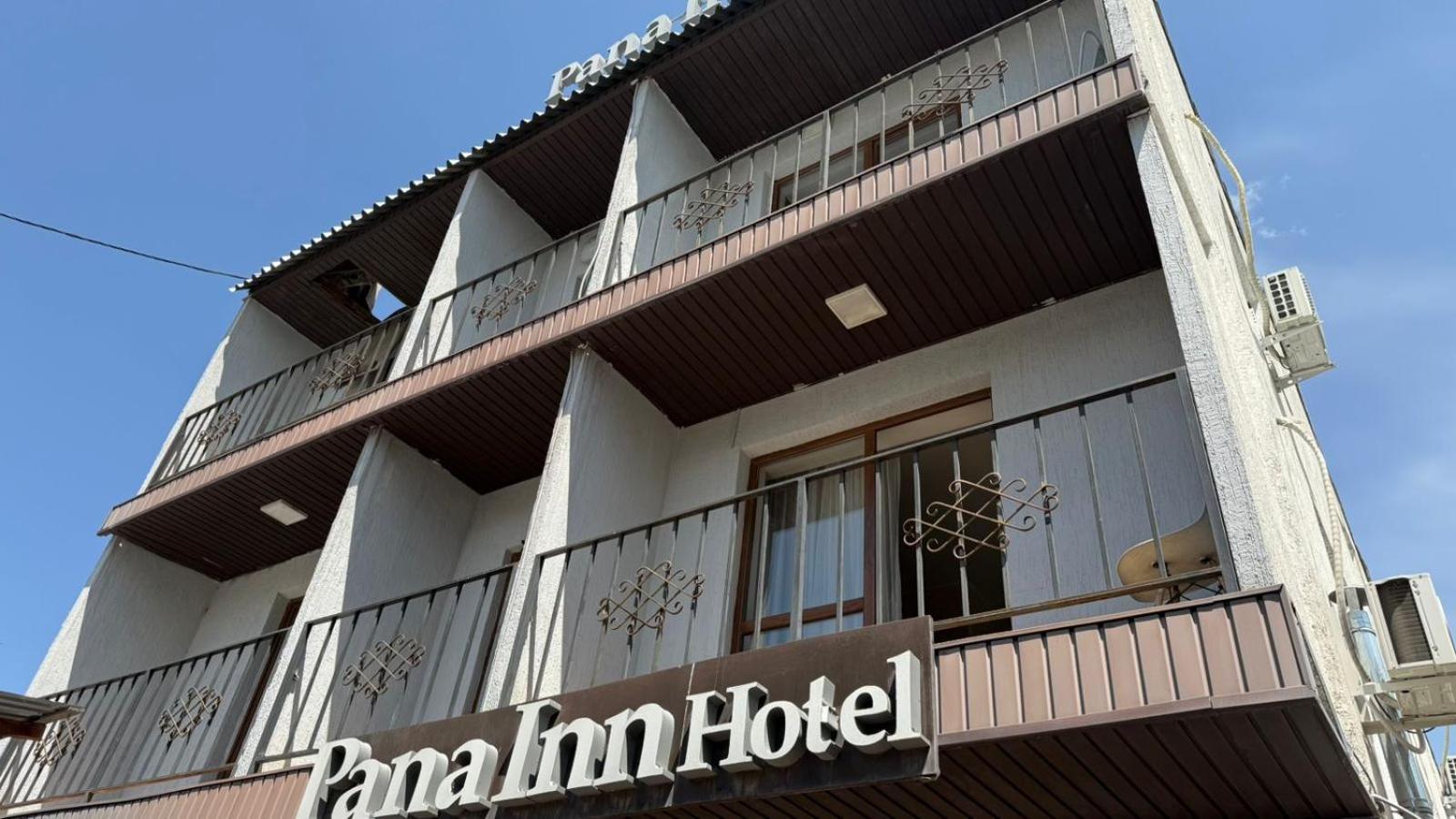 Пана Hotell Alma-Ata Exteriör bild